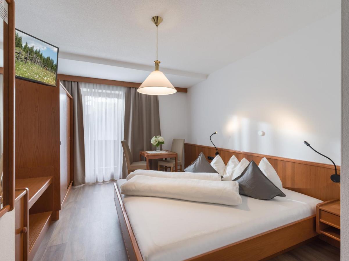 Apart Denise Fügen Extérieur photo