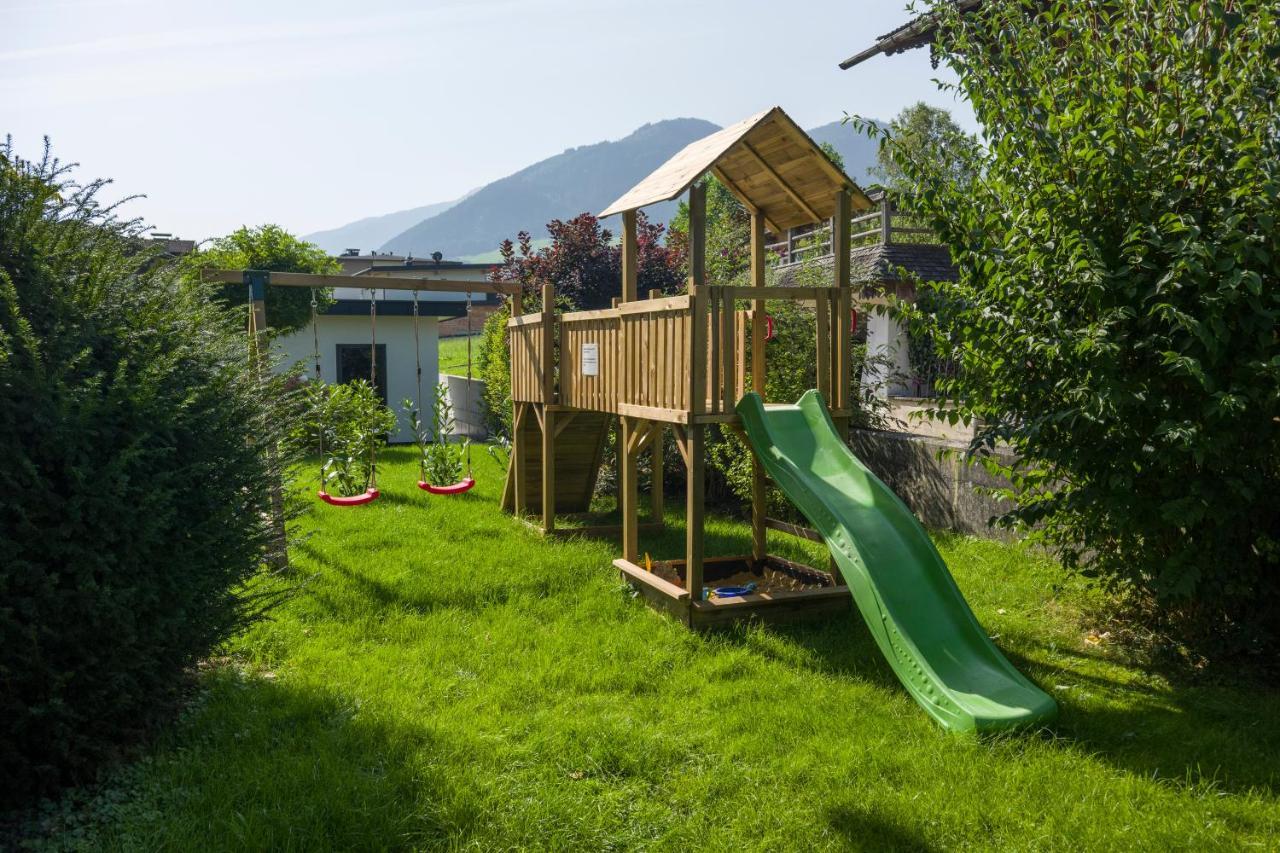Apart Denise Fügen Extérieur photo